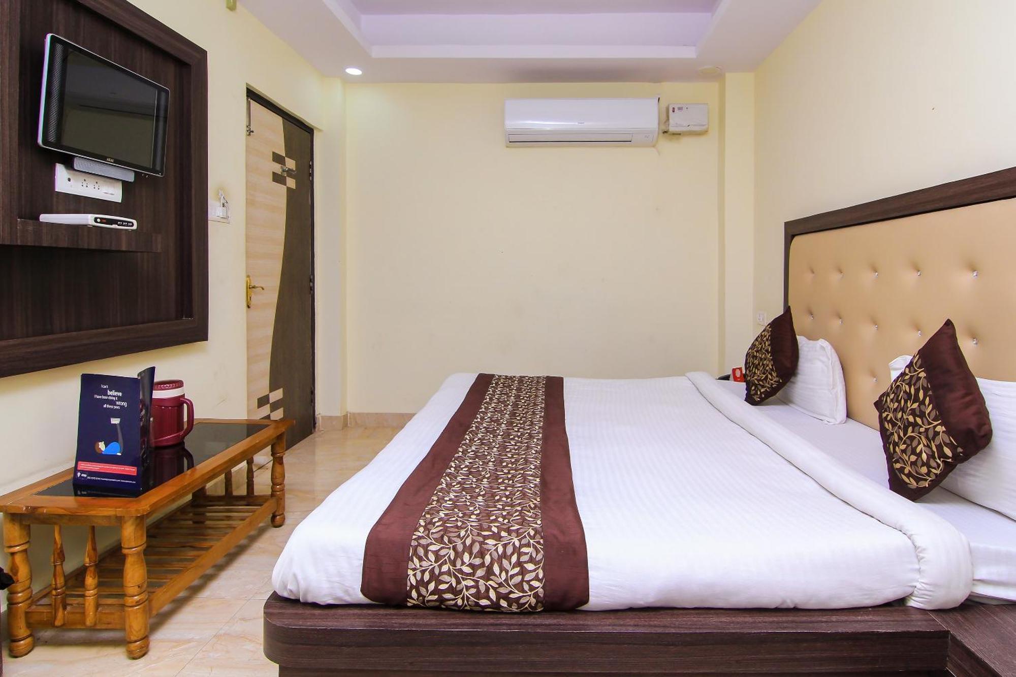 Oyo Flagship Hotel Cz Near Phoenix United Lucknow Exterior photo